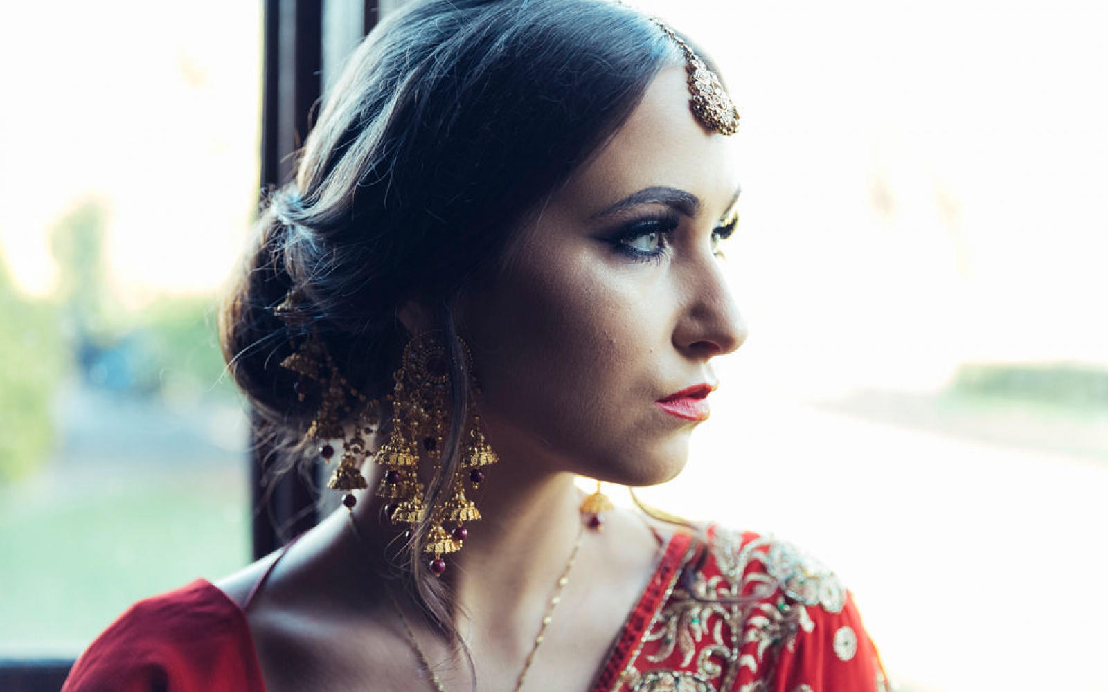 Asian Bridal Wedding Photo Shoot Grittleton House Georgia Powell Hair & Makeup