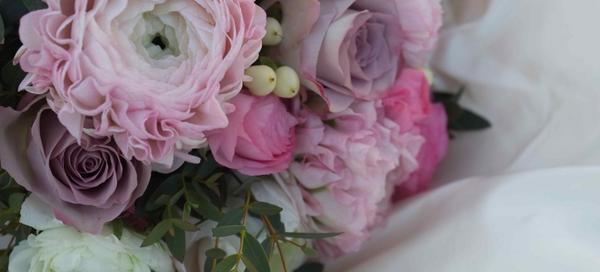 Supplier focus Corky and Prince florist based in Gloucestershire is off to the Chelsea Flower ShowStudio and Photographer Copper and Blossom Wiltshire bridal gown