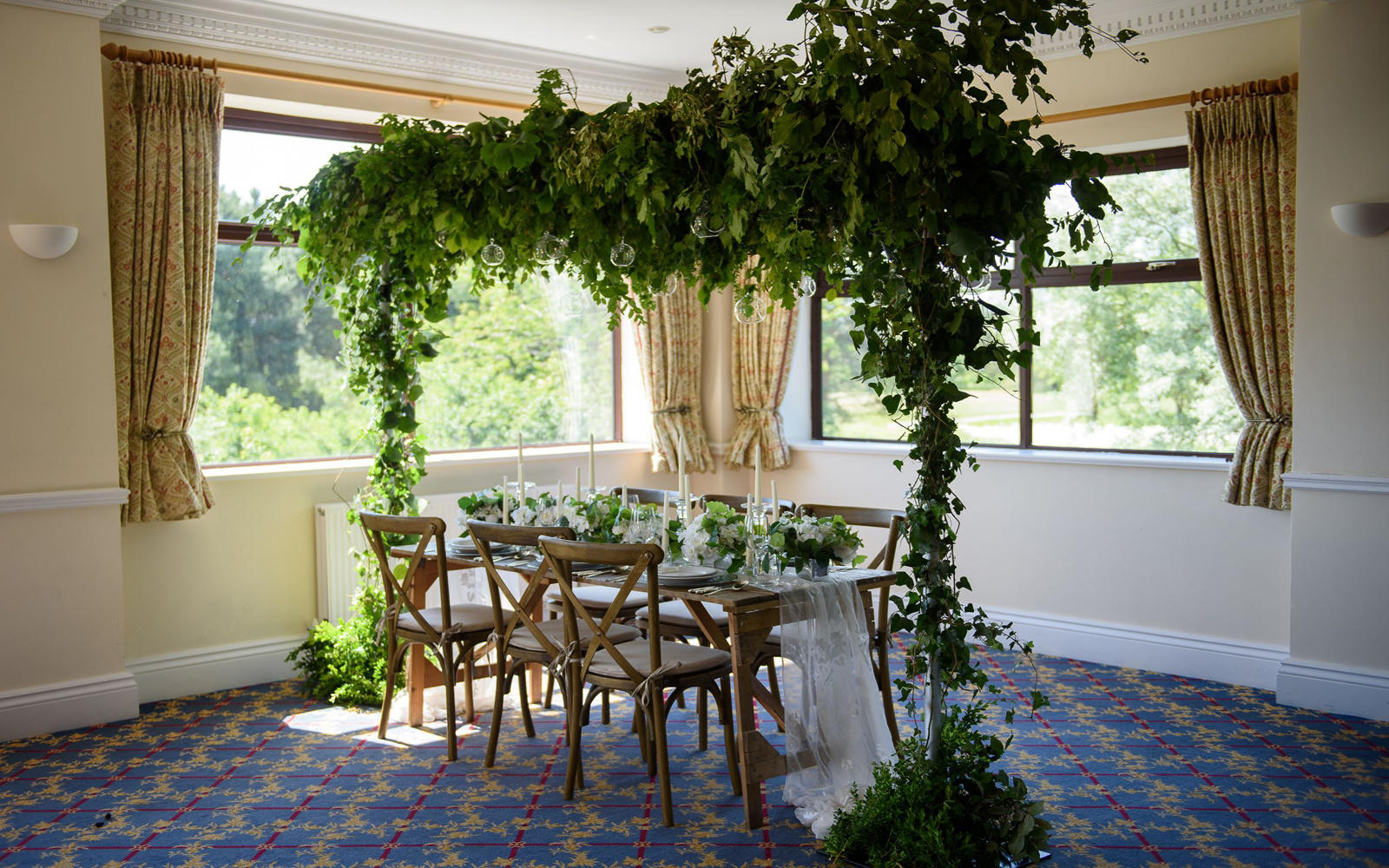 Wrag Barn intimate small woodland wedding breakfast venue English country garden Highworth Wiltshire