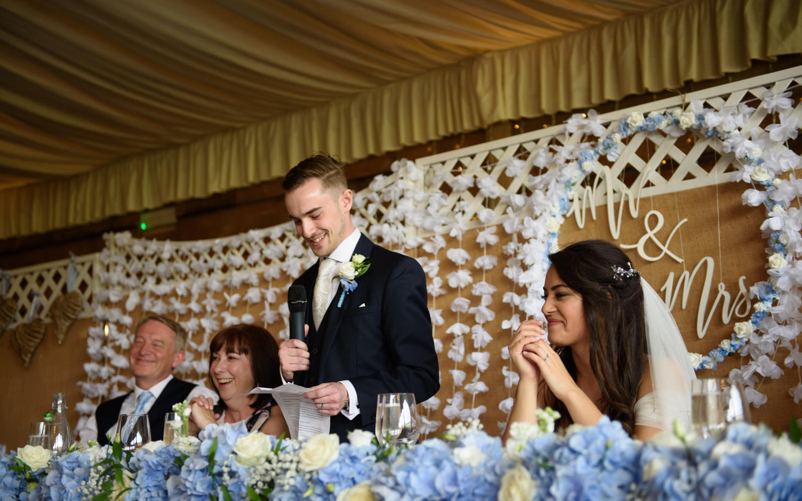 Steffen Milsom Photography real wedding Wiltshire Wellington Barn