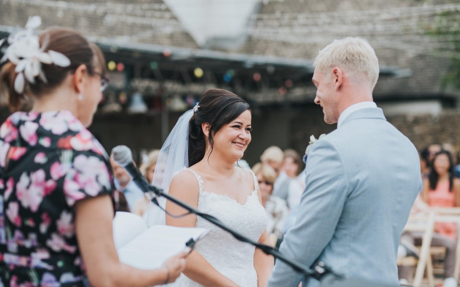 Real Wedding: Lucy & Joe at The Holford Arms