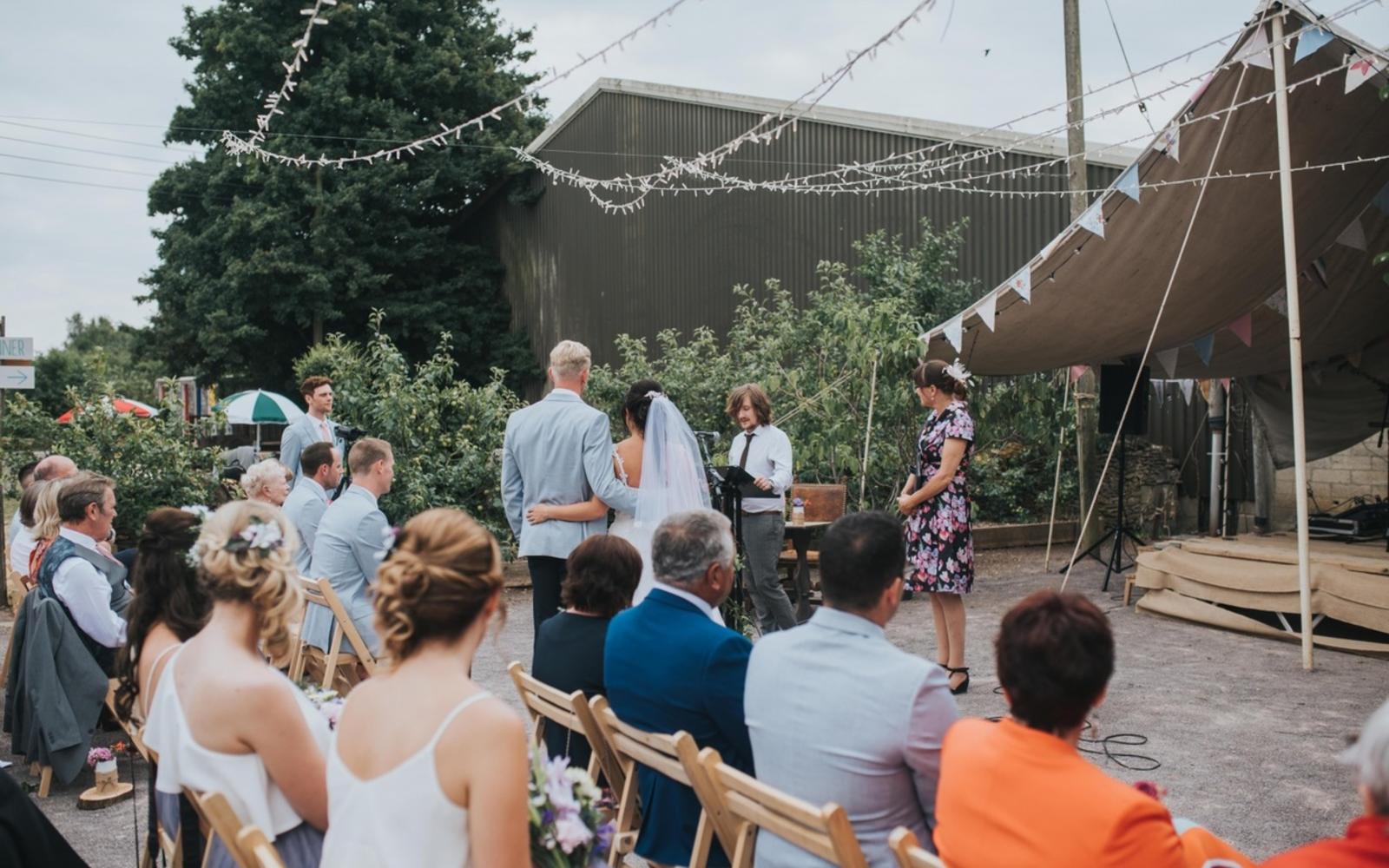 Real Wedding: Lucy & Joe at The Holford Arms