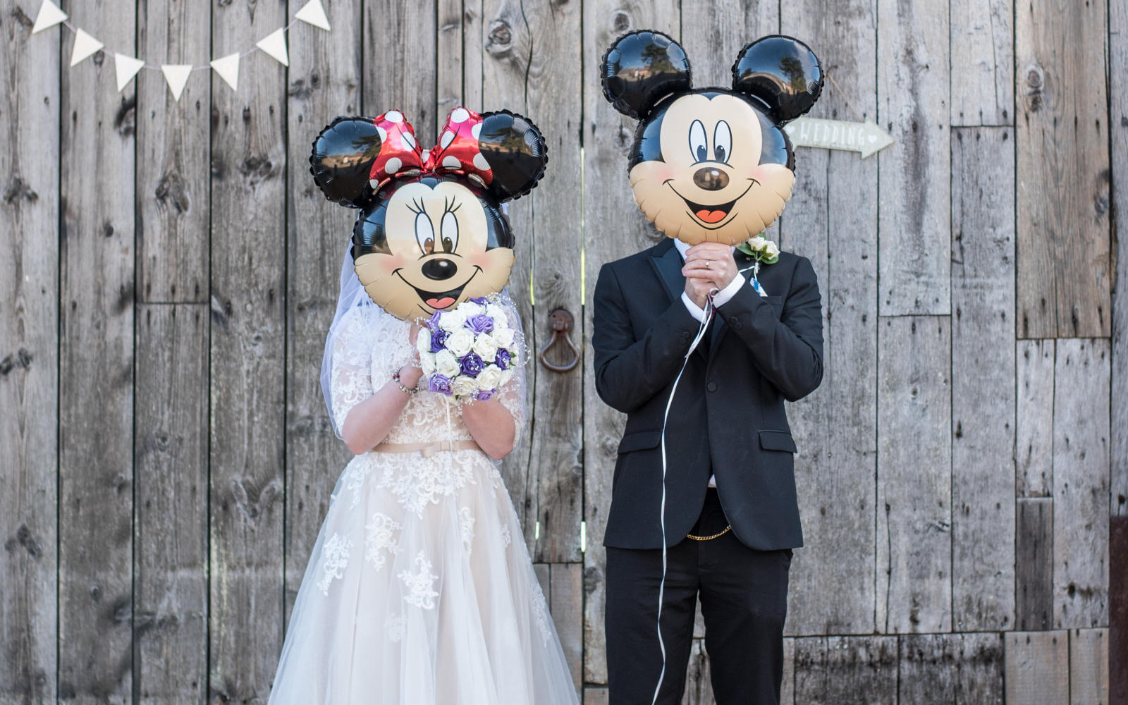 Zara Rowlands Photography intimate wedding coronavirus Disney themed