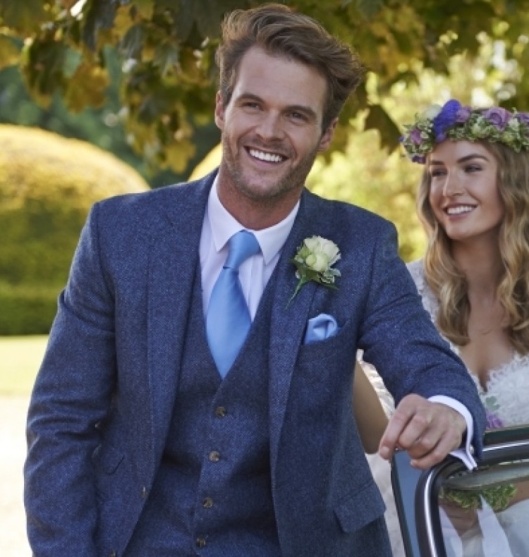 Whitewed Directory from the professionals blog Groomswear trends Tuxedo Junction Gloucester Cirencester Garry Andrew Suit Hire Swindon airforce blue tweed suit pink tie