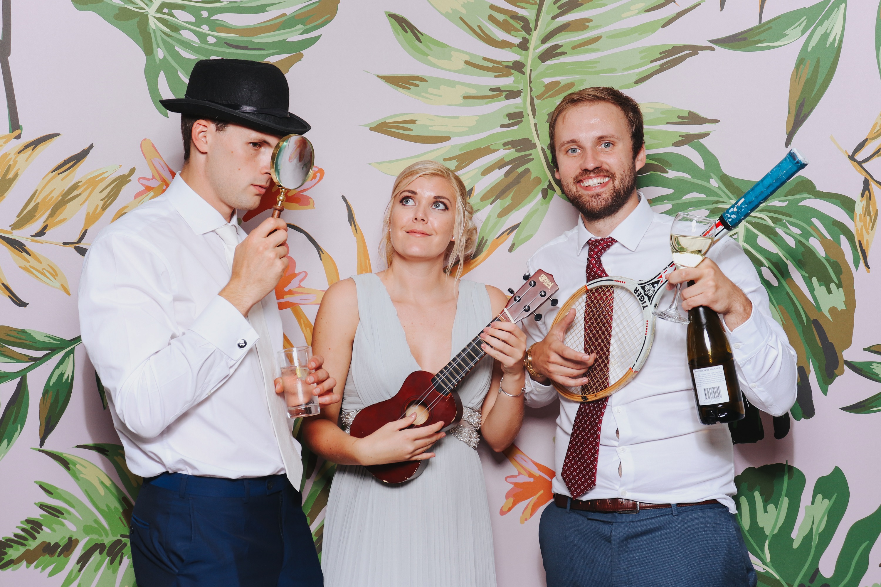 Whitewed Directory Supplier of the Month blog October 2019 The Flash Fox luxury stylish handcrafted photo booth for weddings and events oak wedding reception fun 