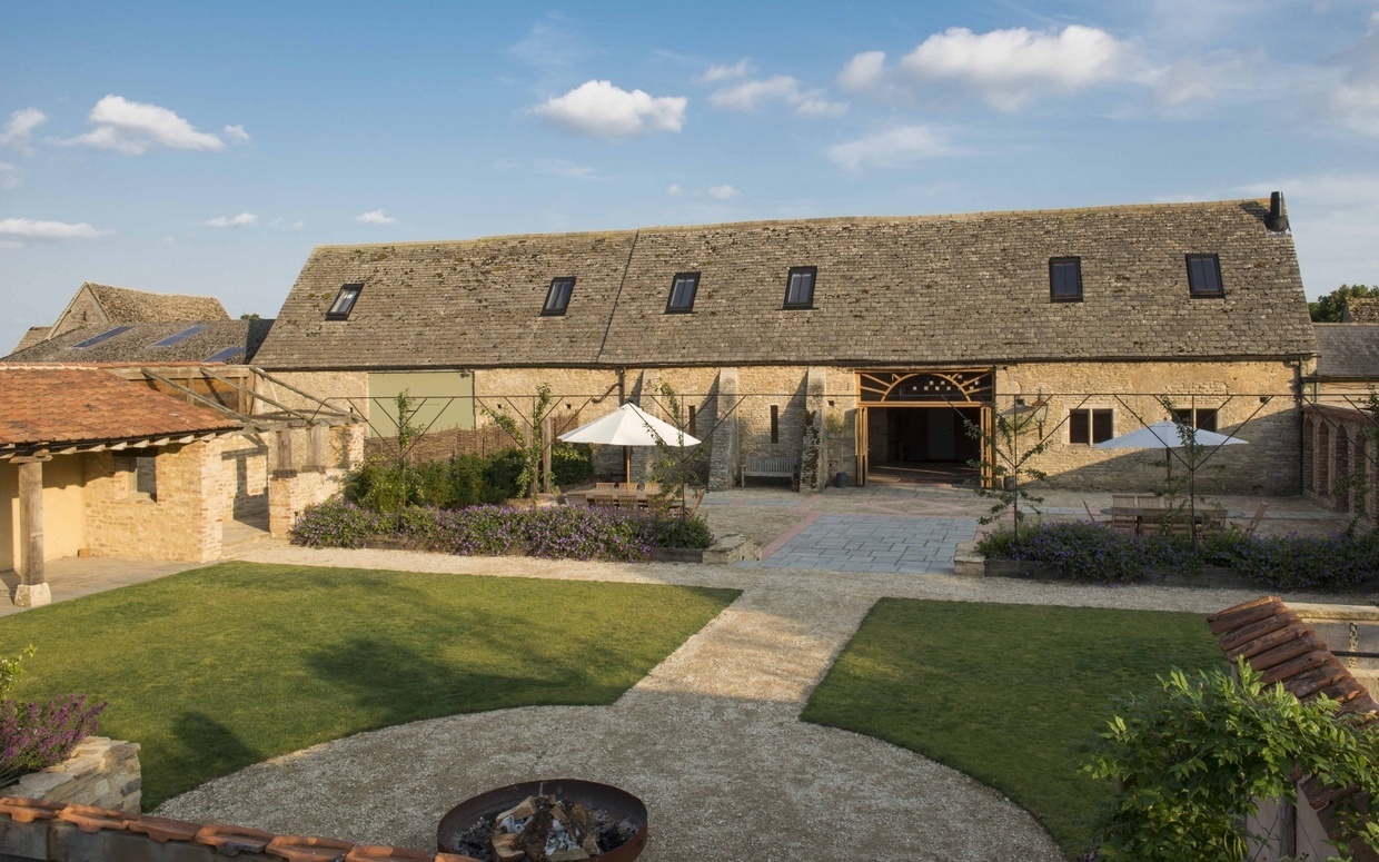 Oxleaze Barn is LIVE on our Directory!