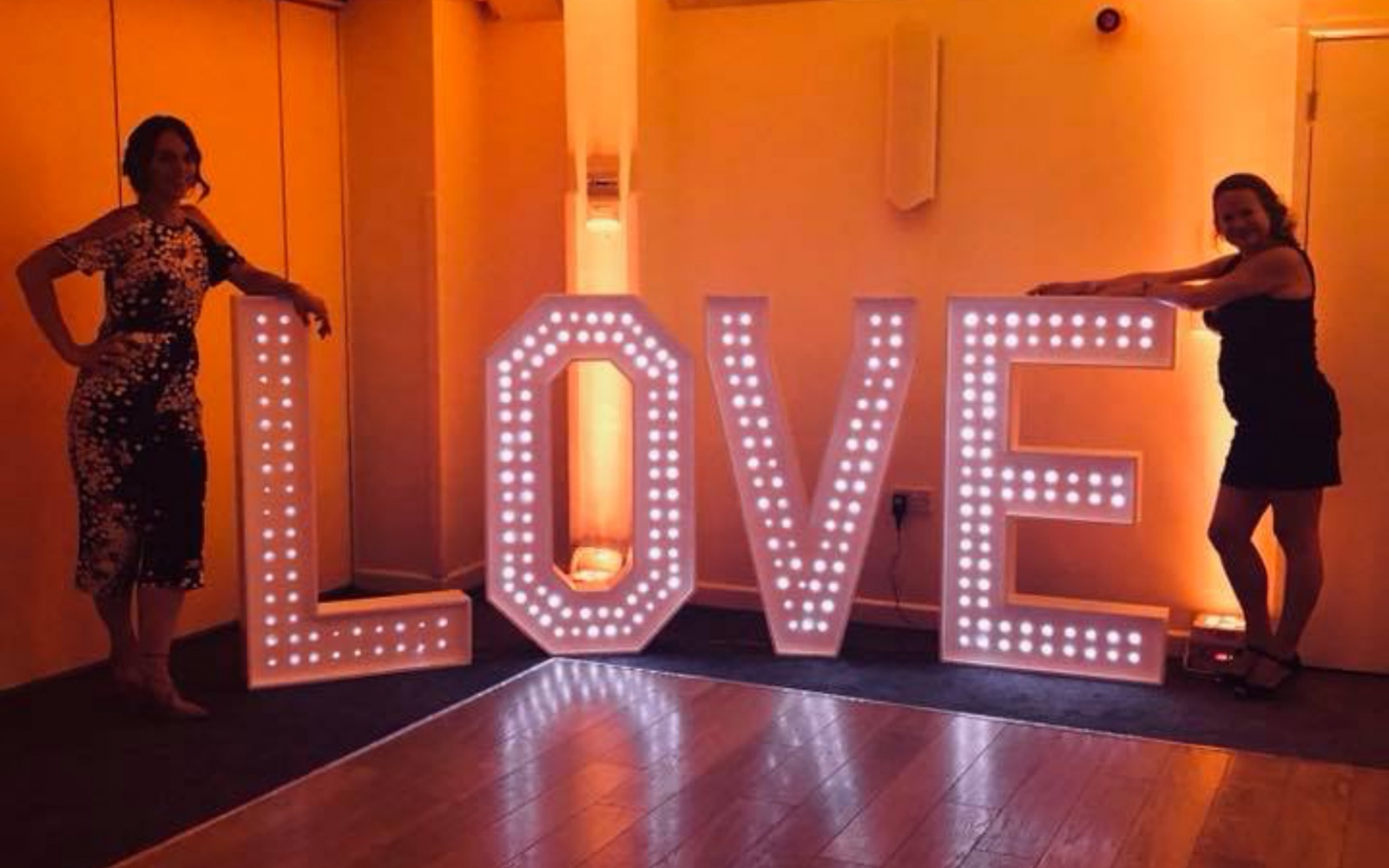 Whitewed Directory approved wedding venue dressers and decor hire Wiltshire based light up love letters